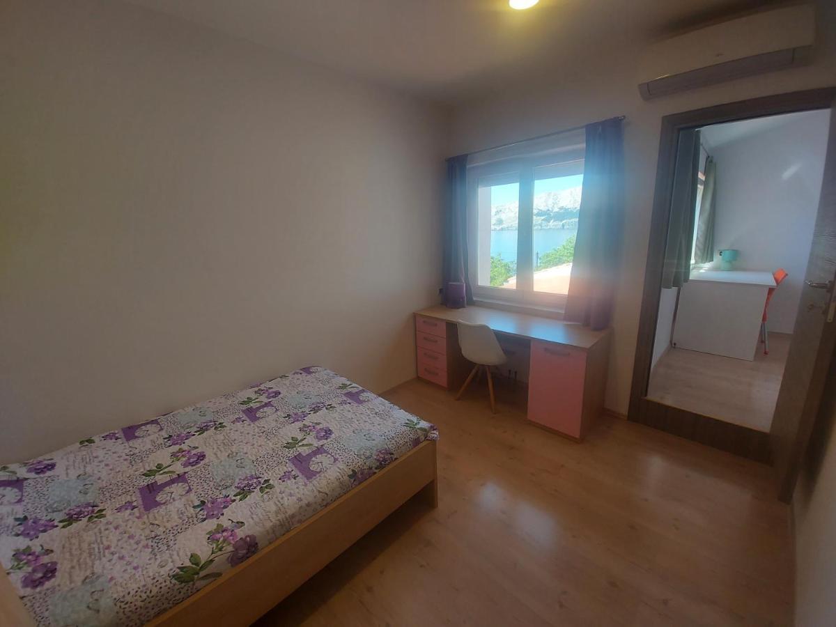 Apartments Kricin 14 Laura Baška Eksteriør billede
